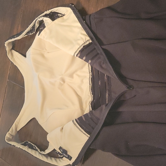 Black Formal Lace Mini Dress - Picture 14 of 17